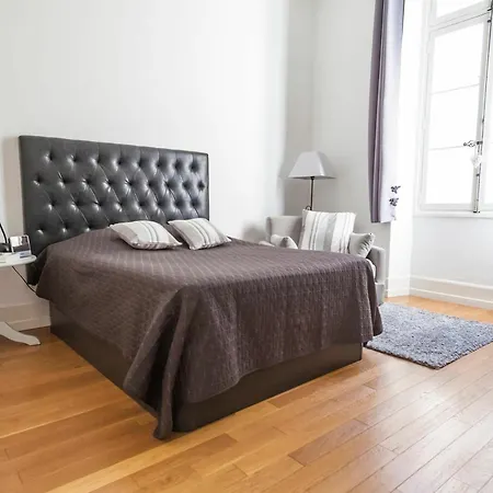 4 Tassigny 2 Apartment *